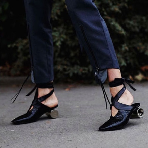 JW Anderson cylinder heels - Picture 3 of 4